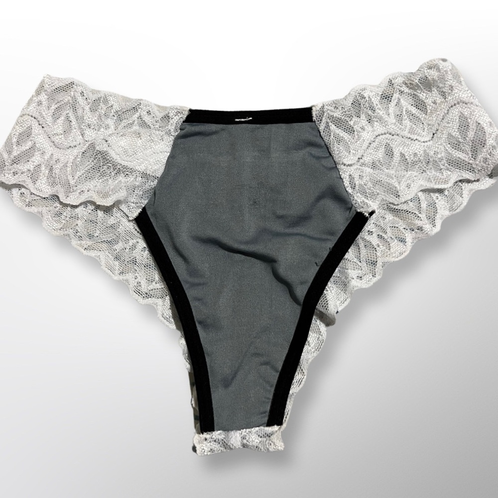 BRAND NEW Gray & White Lace Women’s Underwear Size Medium